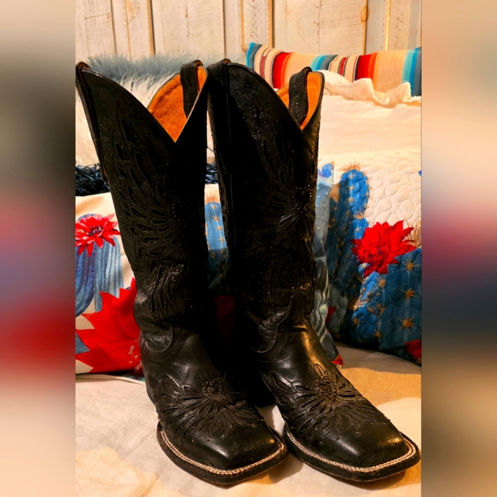 Women's Black CowGirl Boots